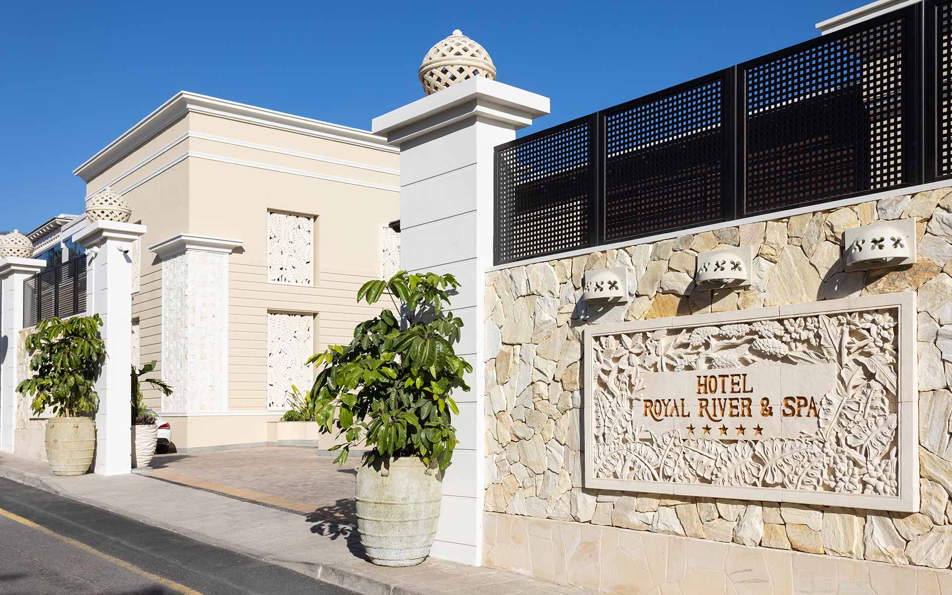 Hotel Royal Garden River - Hormigones TAUCE